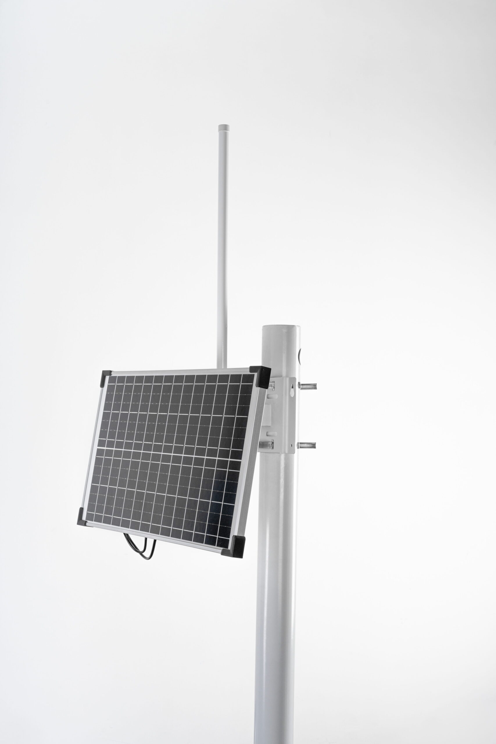 Milesight IoT SG50-L08GL-868M-45W Ultra Low Power Solar LoRaWAN® Gateway