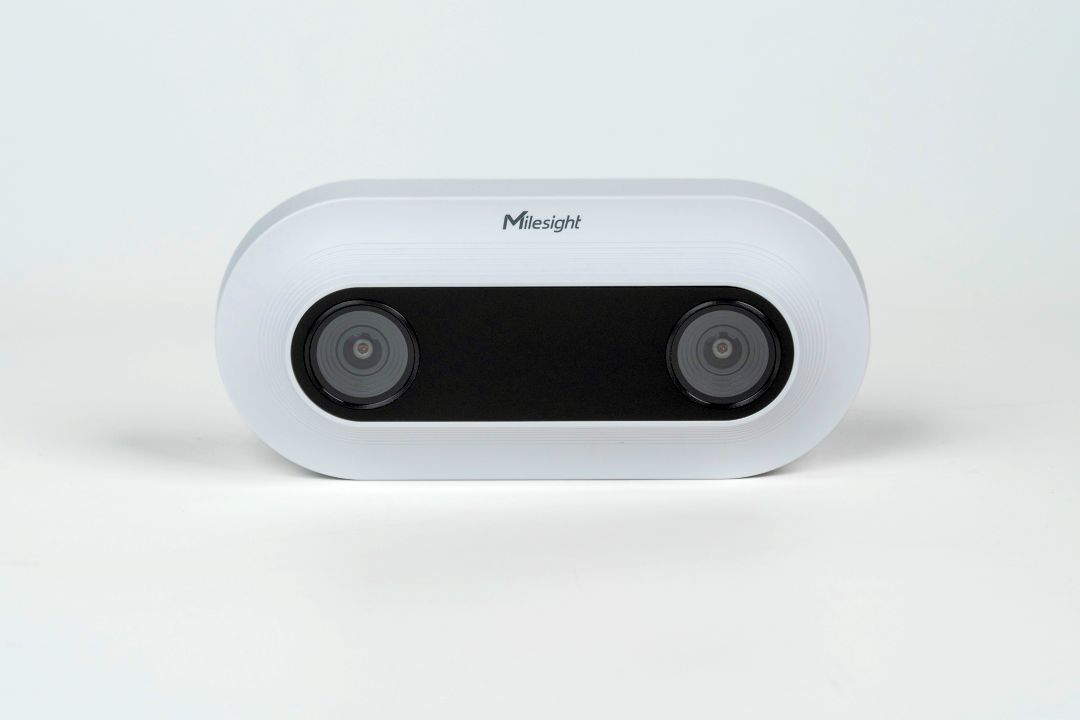 Milesight IoT AI Stereo Vision People Counter , VS125-L08EU-White