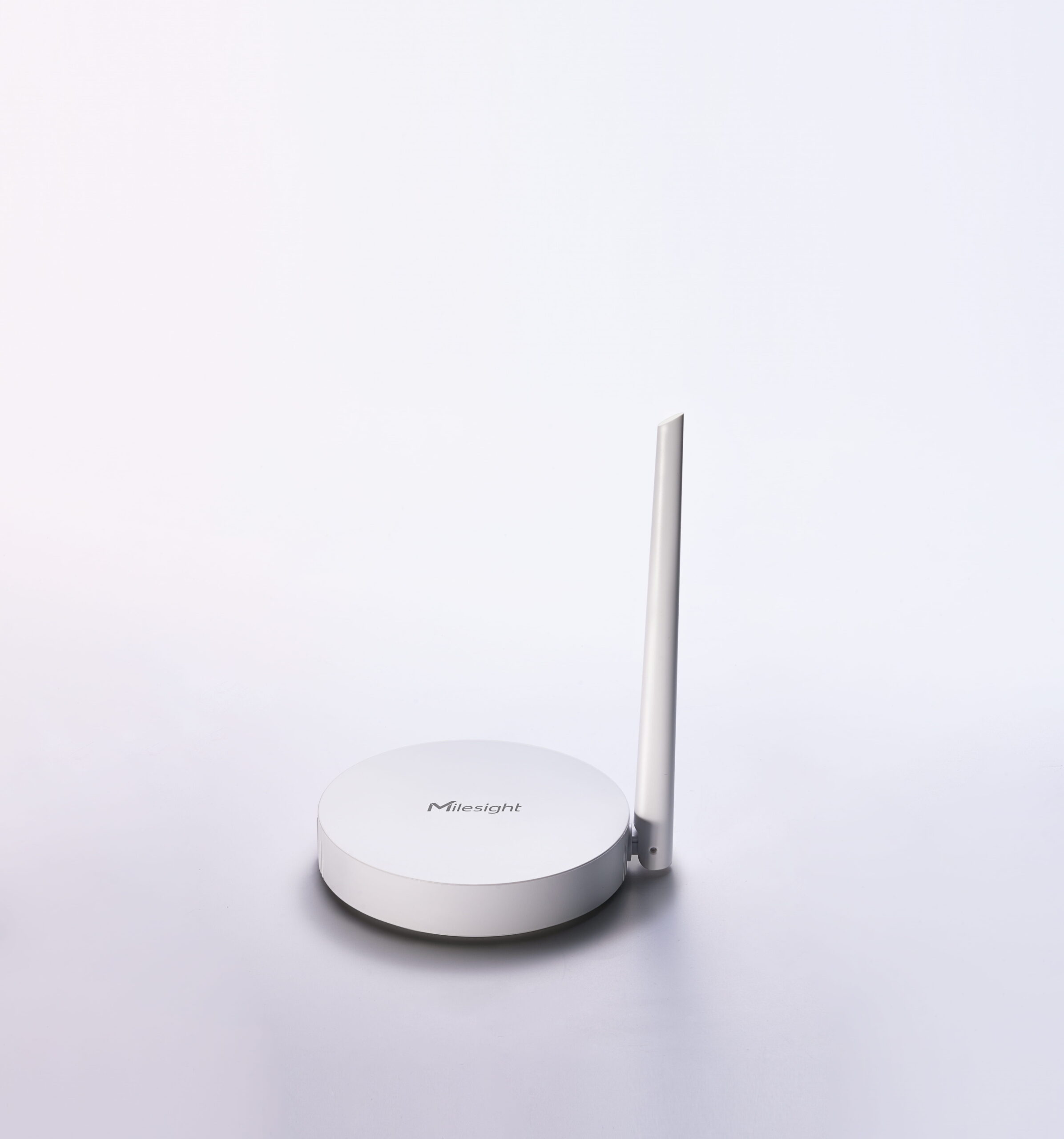 Milesight IoT UG63-868M-PoE Splitter V2 Mini LoRaWAN® Gateway
